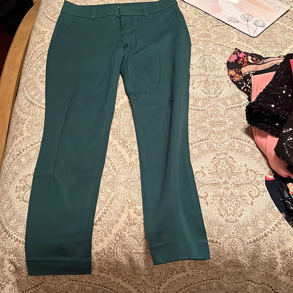 Old navy dark green business pants slacks skinny size 6